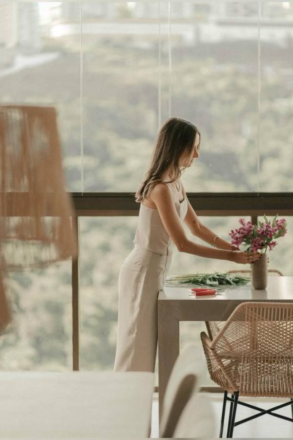 vender terapias online, como conseguir clientes de reiki, marketing para terapeutas, ganhar dinheiro com espiritualidade, atrair clientes de tarô, terapia holística online, e ter mais tempo para ser você mesma e cuidar da sua familia.

